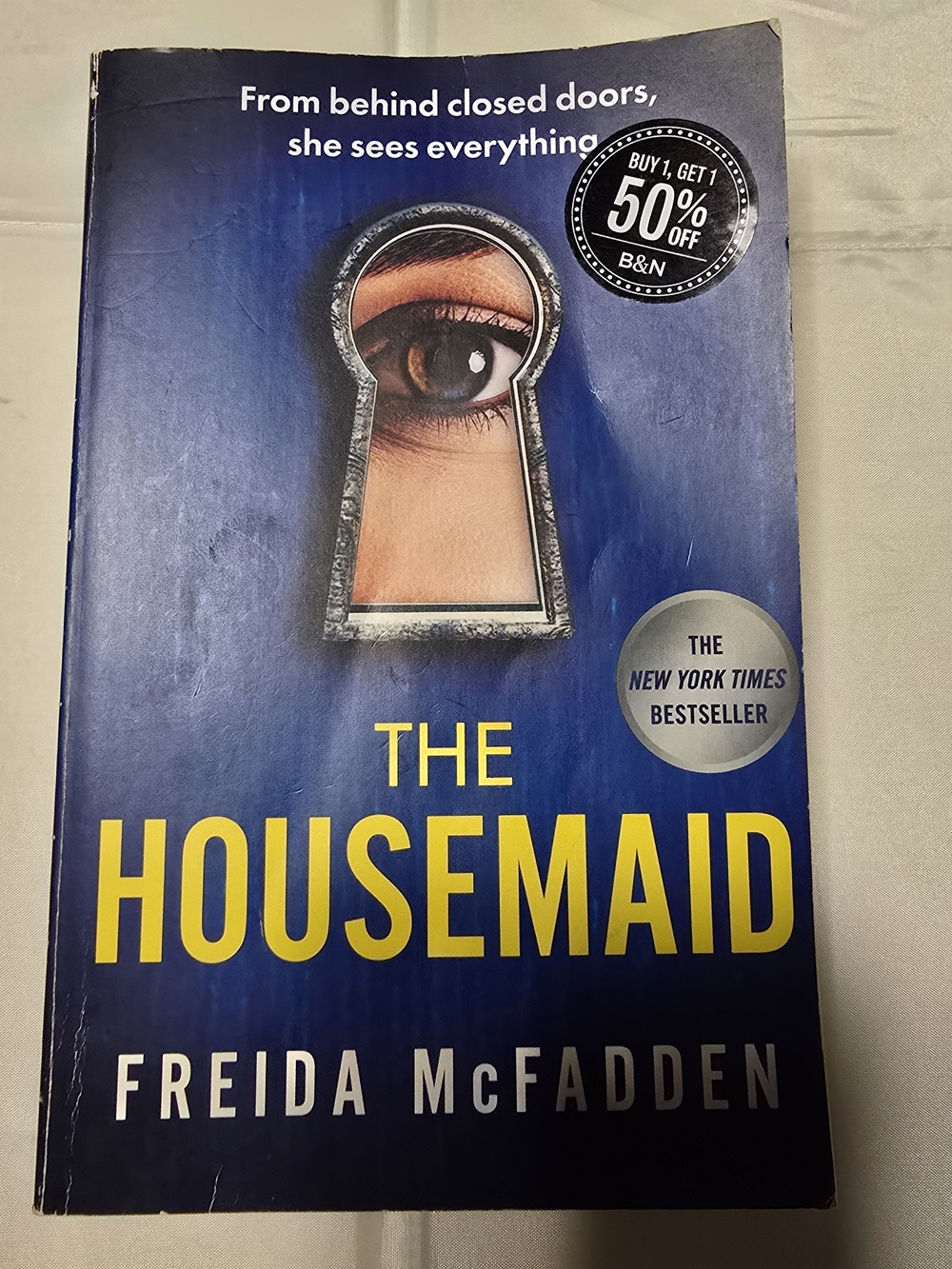Freida McFadden The Housemaid Paperback Psychological Thriller Novel